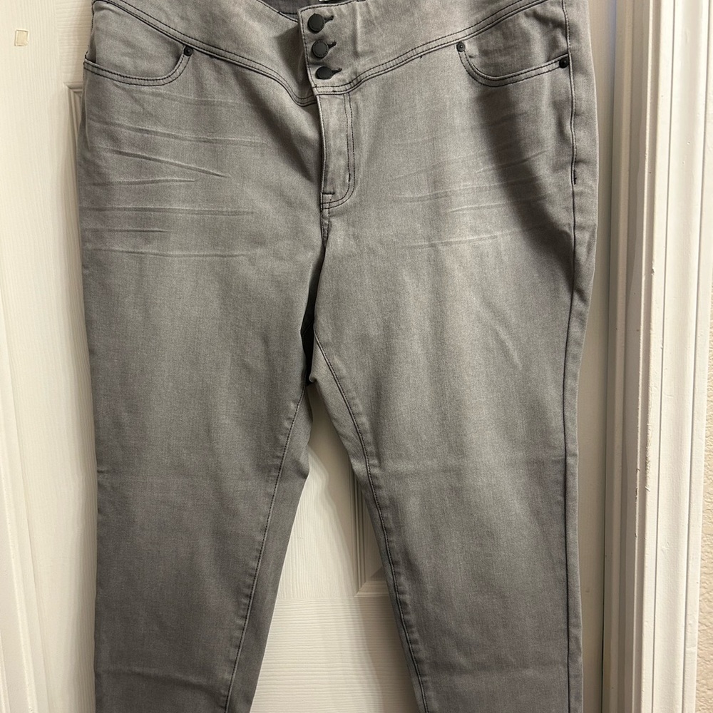 LANE BRYANT Jeans NWOT